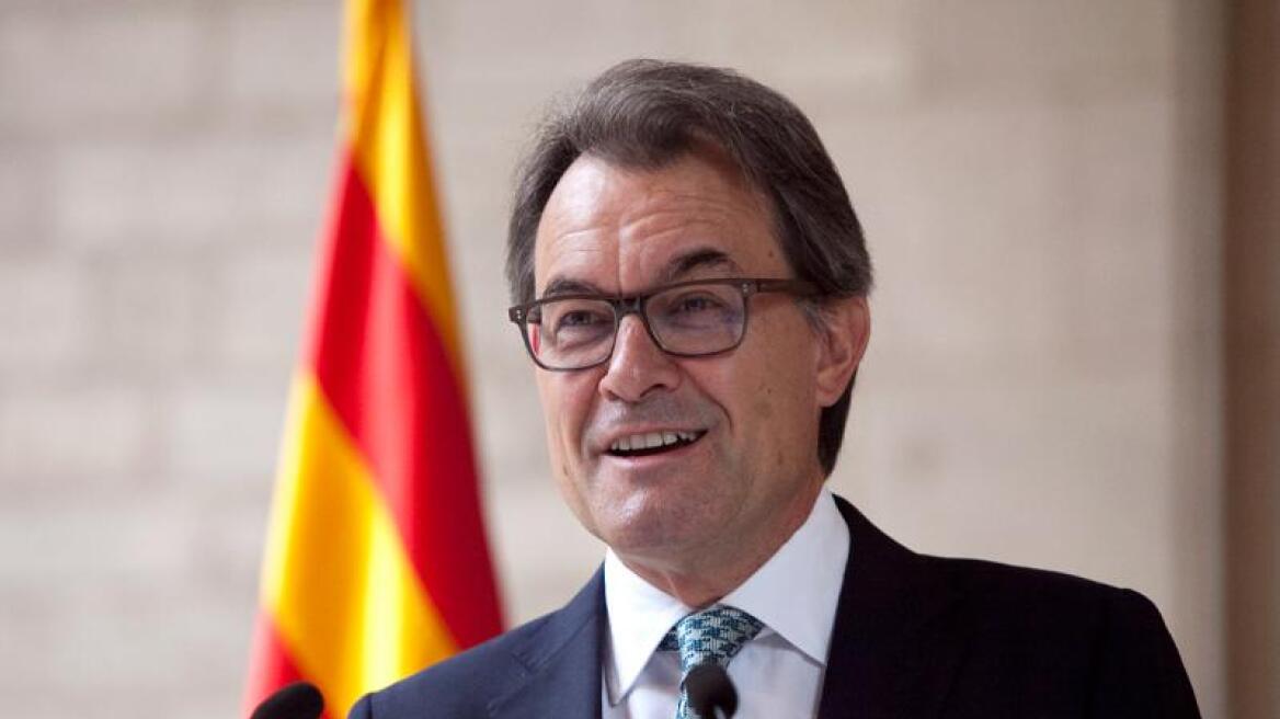 Καταλονία: Παραιτήθηκε ο Αρτούρ Μας - Συμφωνία για σχηματισμό κυβέρνησης